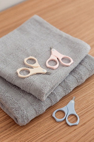 Tijera para Uñas Celeste Pastel Suavinex